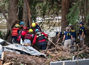 美国得克萨斯州洪灾已致109人死亡